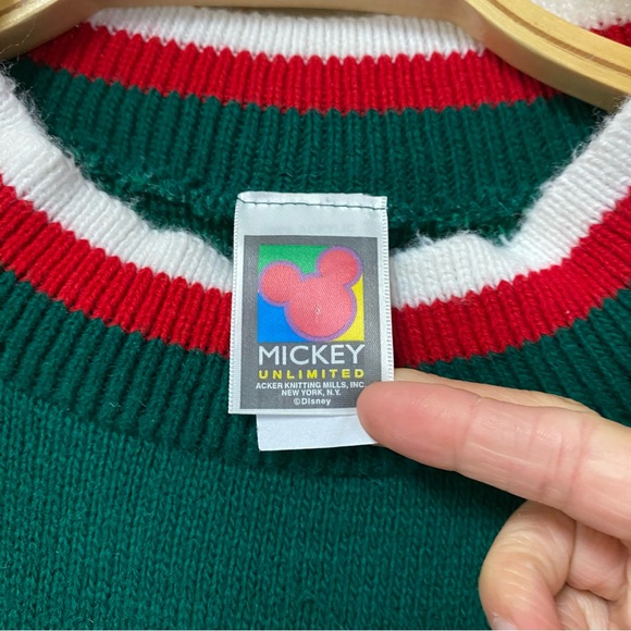 Vintage Disney Mickey Mouse Knit Sweater Mickey & Co Adult Size Medium 90s Xmas - Picture 4 of 6
